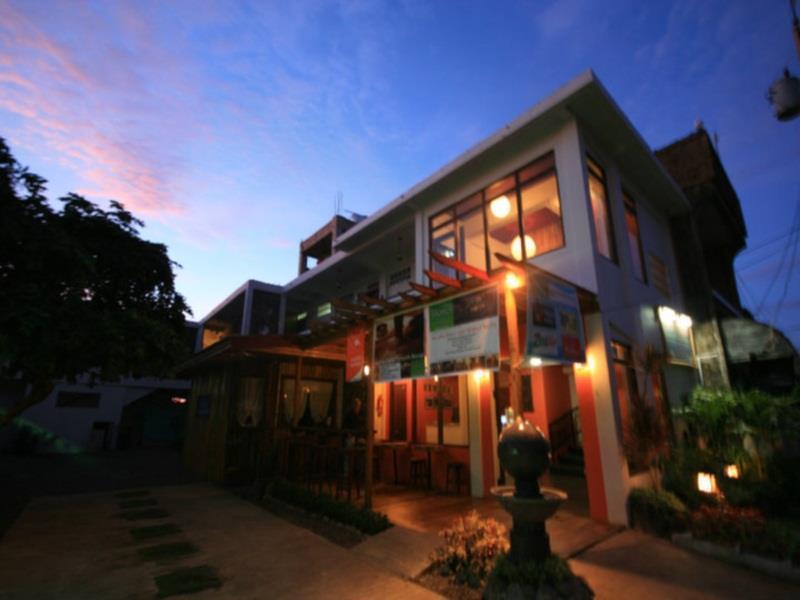 Antonio'S Pension House Bed & Breakfast Dipolog Exterior photo